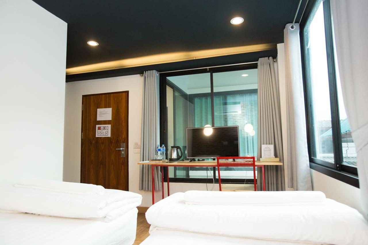Give Me 5 Hostel Чиангмай Экстерьер фото