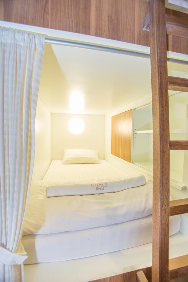 Give Me 5 Hostel Чиангмай Экстерьер фото