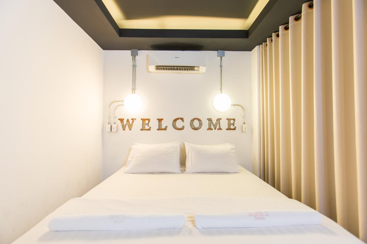Give Me 5 Hostel Чиангмай Экстерьер фото